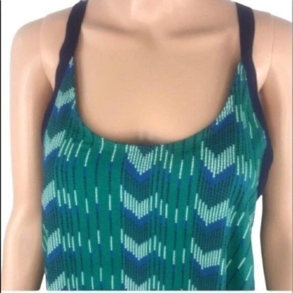 Collective Concepts Sleeveless Blouse top size medium Style # TS7402-03 - Picture 2 of 6